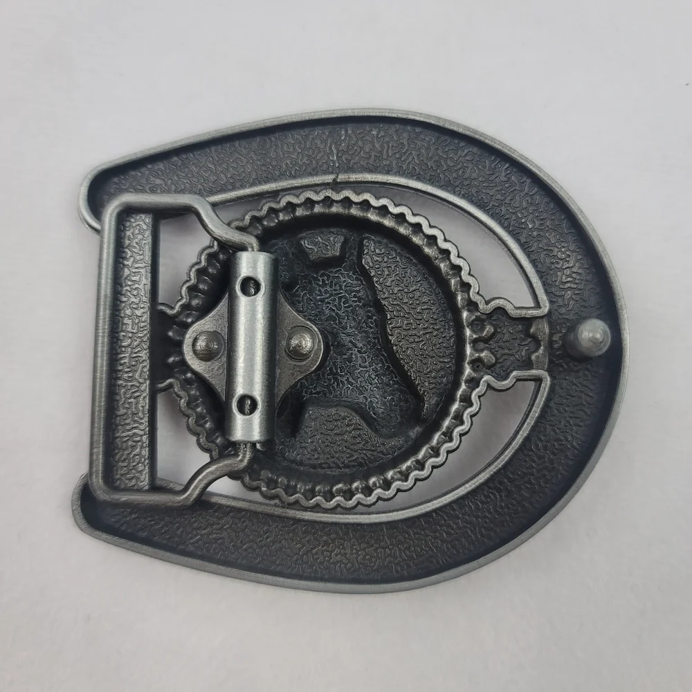 NWT 3D horse belt buckle pewter color‎